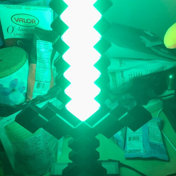 🗡️ NWOT Minecraft Diamond Sword USB LED Night Light 14" Official Licensed Lamp - Picture 2 of 5